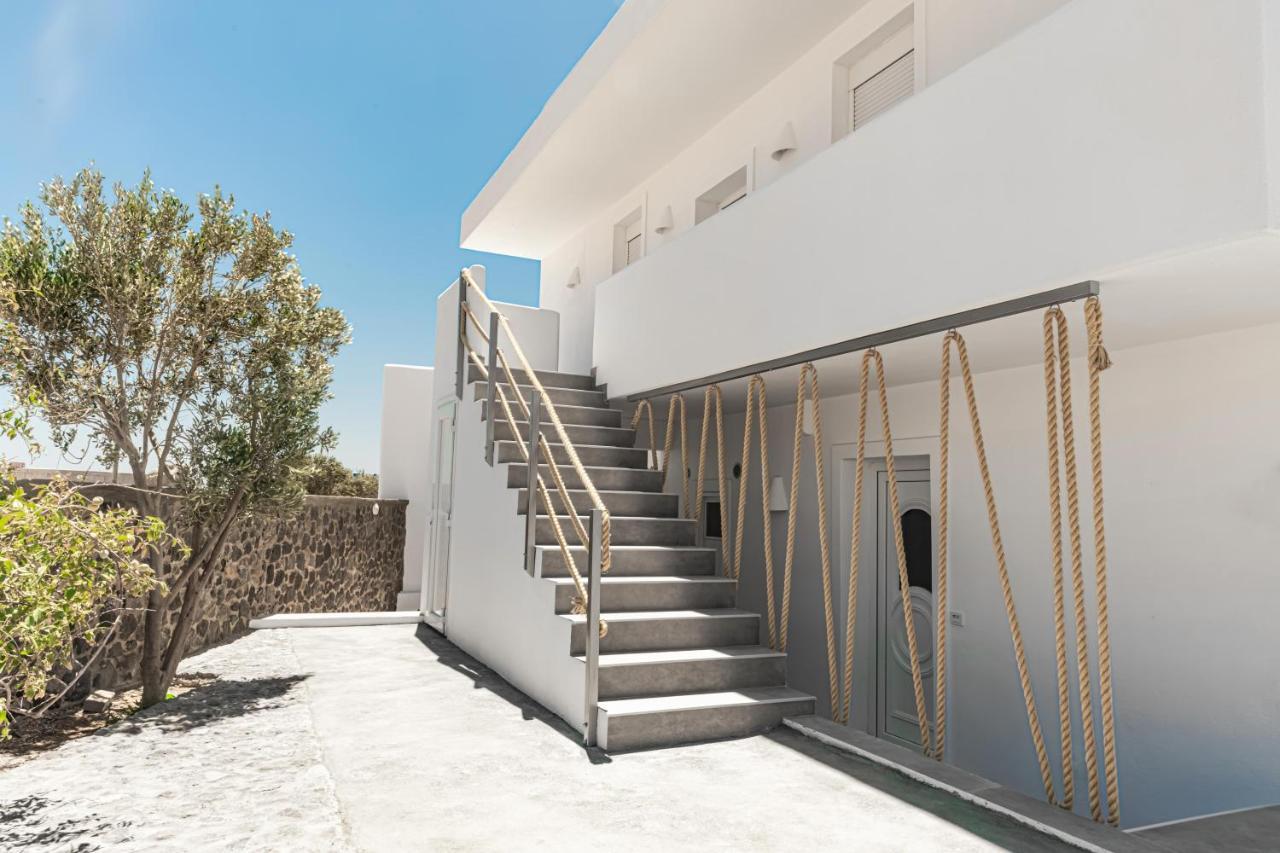 The Tree Houses Santorini Perissa  Eksteriør billede
